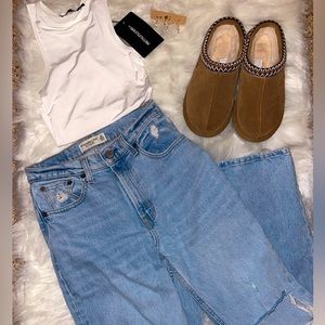 Pretty little things White bodysuit size small fits like extra small